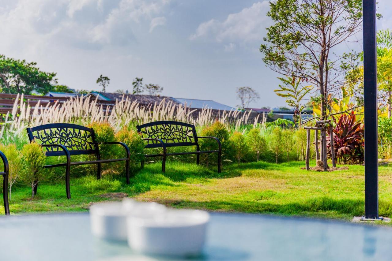 The Sun Resort Ratchaburi Екстер'єр фото