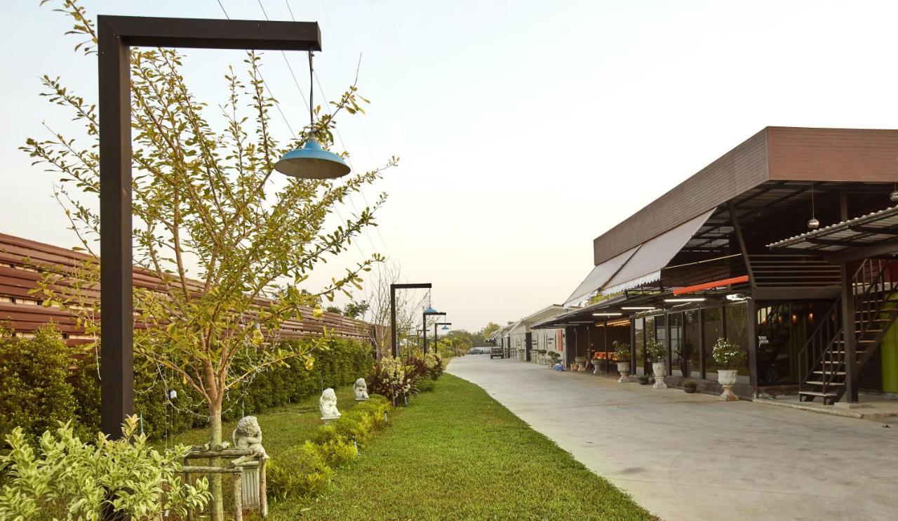 The Sun Resort Ratchaburi Екстер'єр фото